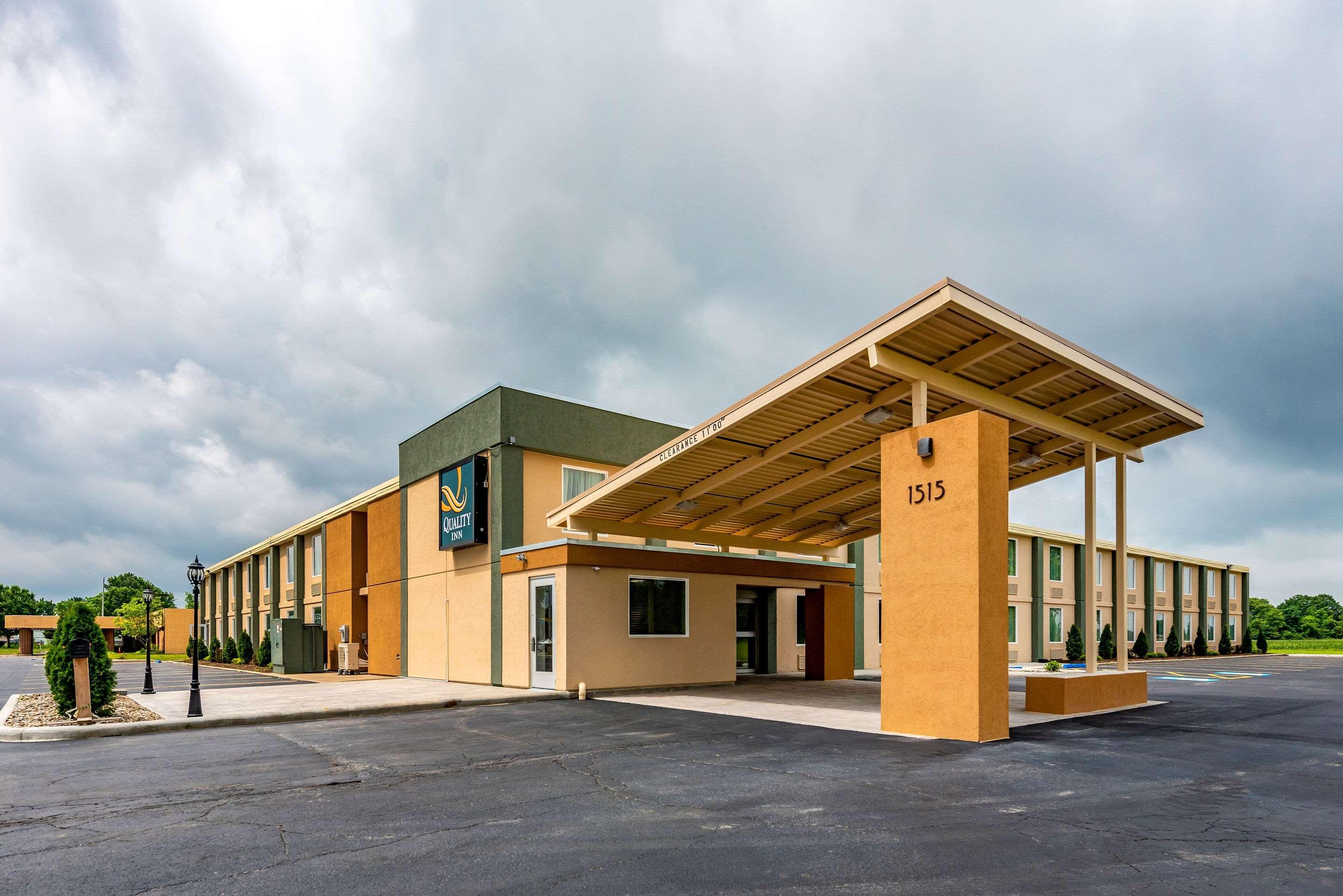 Quality Inn Bucyrus North Exterior photo