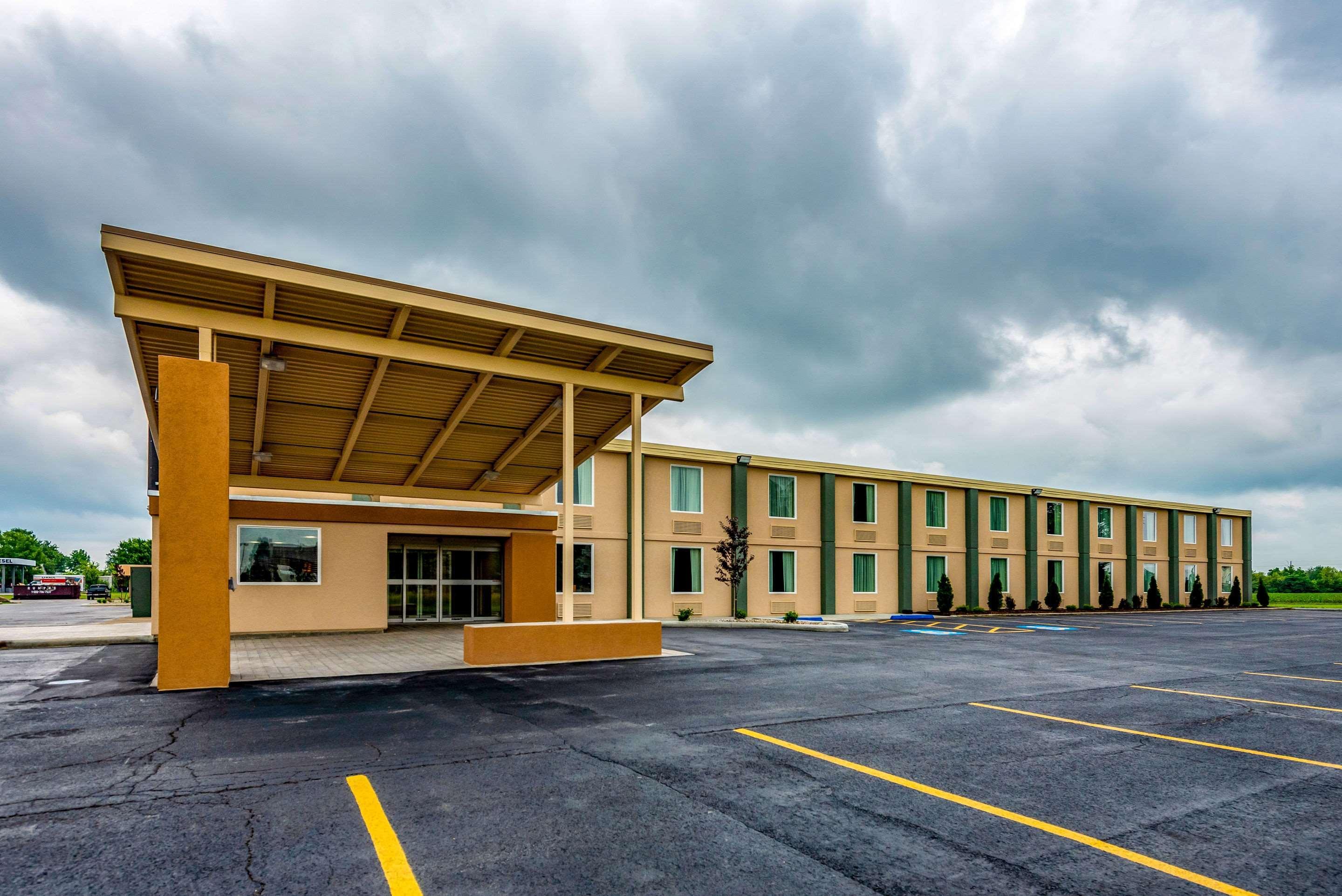 Quality Inn Bucyrus North Exterior photo